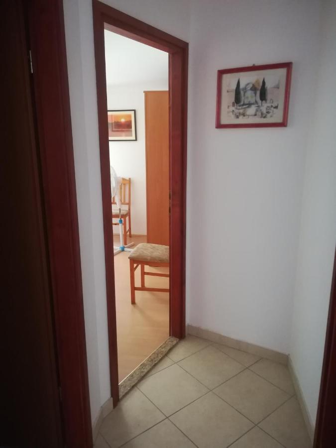 Apartments Martinac Sukošan Exterior foto