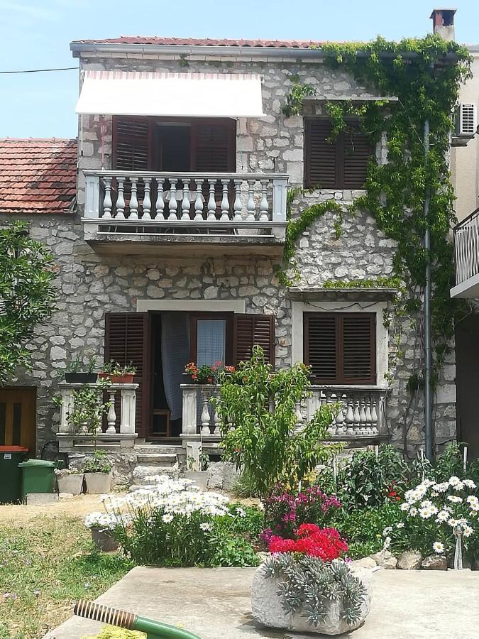 Apartments Martinac Sukošan Exterior foto